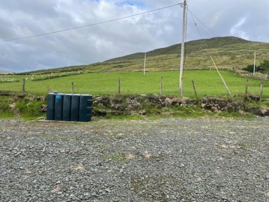 Mountain View - Cosy Country Cottage Cahersiveen Exterior photo